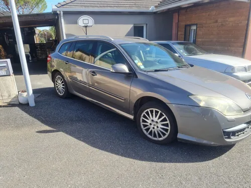 Renault Laguna Estate III 2.0 dCi 130 Celsium