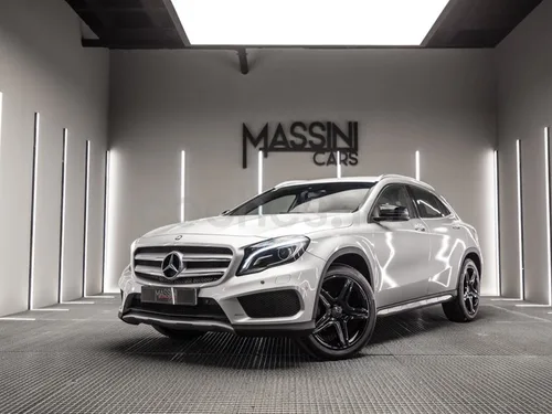 MERCEDES-BENZ Clase GLA GLA 200 d AMG Line