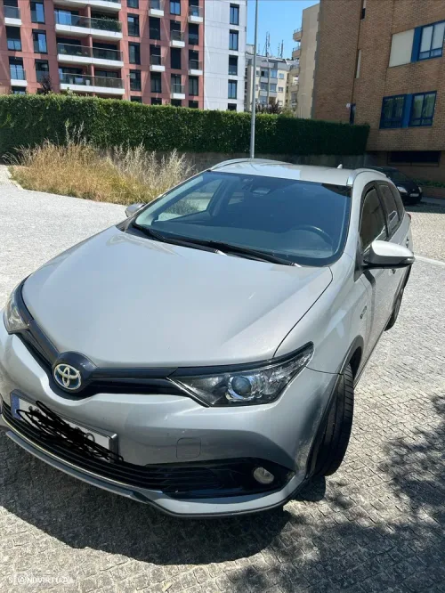 Toyota Auris Touring Sports 1.8 HSD Comfort+P.Sport