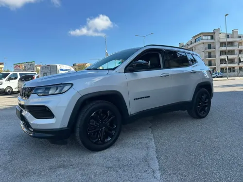 Jeep Compass COMPASS 1.3 TURBO 4xe PLUG-IN HYBRID