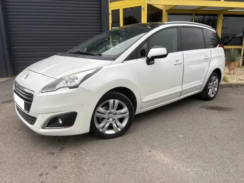 PEUGEOT 5008 1.6 HDI 120CV ALLURE