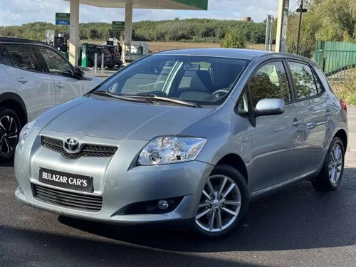 Toyota Auris 1.6i Dual VVT