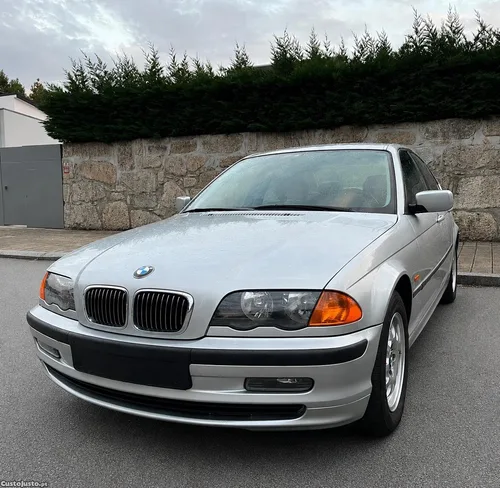 BMW 320 i - 6cilindros 80000Km NACIONAL
