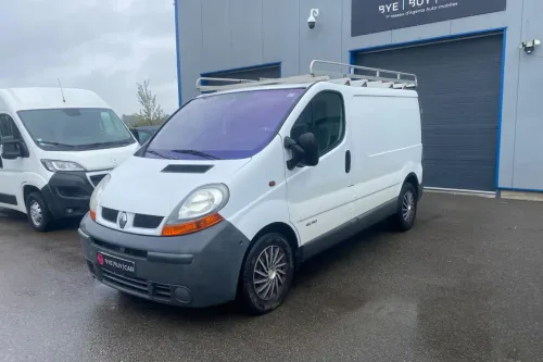 Renault Trafic Trafic 1200 Kg 2.5 dCi 140 FOURGON Pack Clim L1H1 VIVARO TALENTO TRANSIT GTIE 12 MOIS