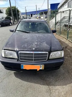Mercedes-Benz C 200 C 200