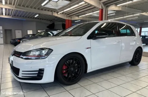 VW Golf GTI Performance BlueMotion DSG
