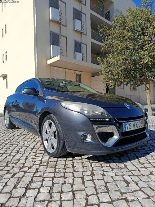 Renault Mégane Coupé Edition Bose 5lugares em bom estado !!! Negociável.