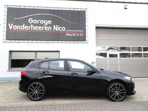 BMW 118 i 5d. CARPLAY,CAMERA,FULL LED,VIRTUAL,CRUISE,NAVI,DAB,BLUETH,AUT. AIRCO,PDC V+A,ALU