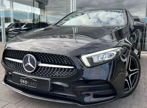 Mercedes-Benz A 180 i Pack AMG 136CV / Pack NIGHT / Grand Ecran MBUX / Gps / Camera / Carplay / FULL LED / Alcantara / Cruise / TVA /GARANTIE