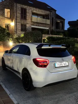 Mercedes-Benz A 200 200d