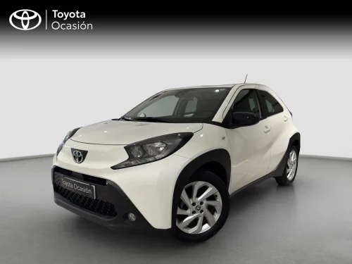 TOYOTA AYGO X 70 x-play x-shift