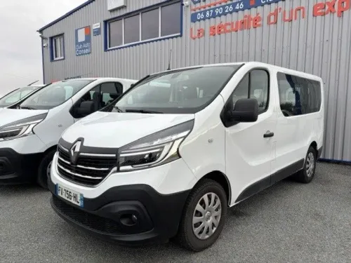 Mini bus Renault Trafic 9 places 145 ch