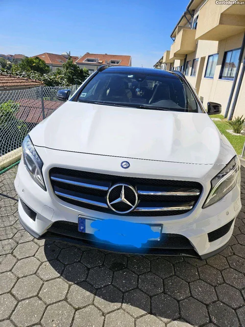 Mercedes-Benz GLA 180 180d amg