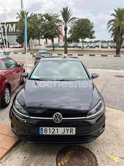 VOLKSWAGEN Golf Advance 1.6 TDI DSG Variant