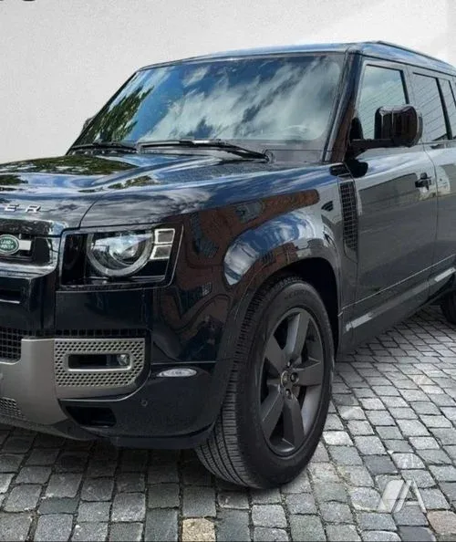 LAND-ROVER Defender Defender 110 3.0D l6 MHEV X-Dynamic SE AWD Aut. 300