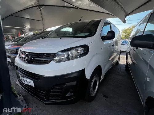 Opel Vivaro Longa