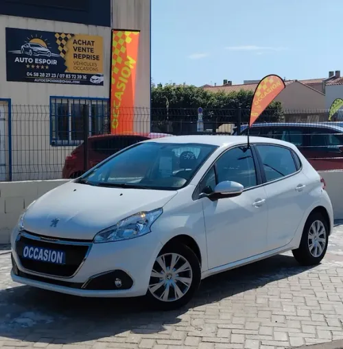 A 🔶️saisir🔶️très belle peugeot 208 bluehdi 100ch