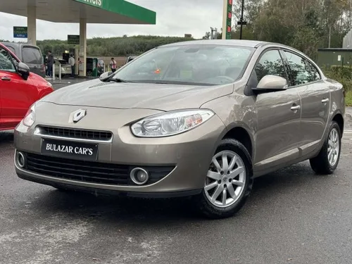 Renault Fluence 1.6i Dynamique