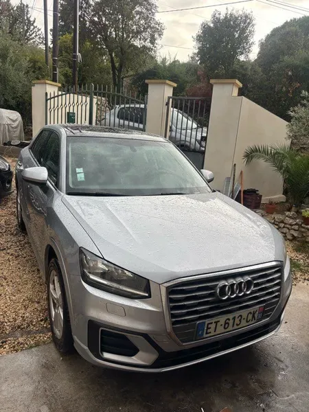Audi Q2 1.6 TDI 116cv boîte automatique