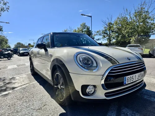MINI CLUBMAN COOPER D