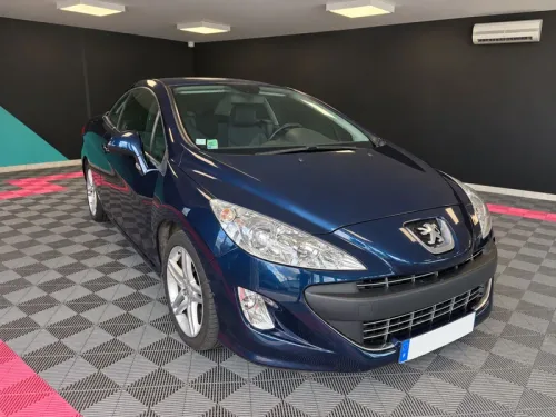 PEUGEOT 308 CC 2.0 HDi 16V 140ch FAP Féline
