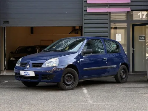 RENAULT CLIO 1.2i 16V - 75 CH - Campus Authentique