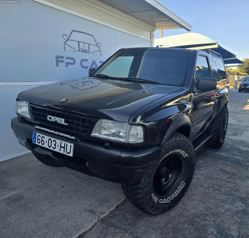 Opel Frontera 2.5 TD Sport
