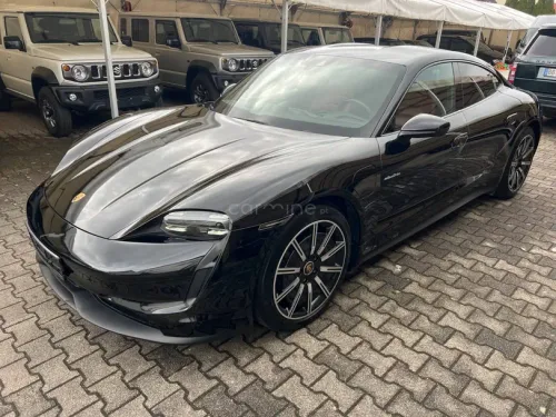 Porsche Taycan S