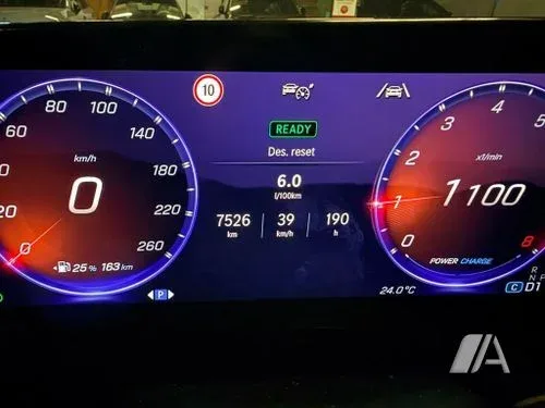 MERCEDES-BENZ Clase CLA CLA 180 8G-DCT