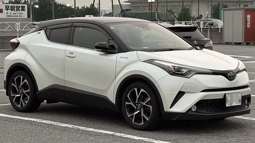 Toyota C-HR 1.8 Hybrid Square Collection