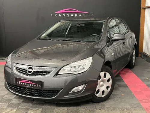 Opel ASTRA J Hatchback Essentia 1.4 i Twinport 16V 100 cv