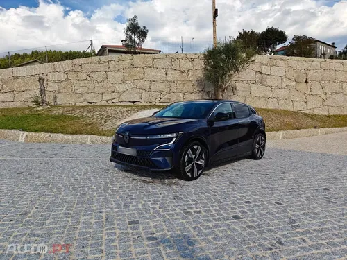 Renault Mégane E-Tech Iconic Optimum Charge