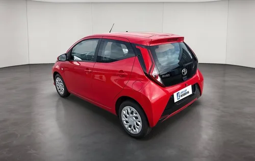 TOYOTA AYGO 1.0 VVT-i x-play
