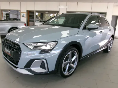 Audi a3 iv (2) sportback allstreet 1.5 35 tfsi mild hybrid 150 s line s tronic 7