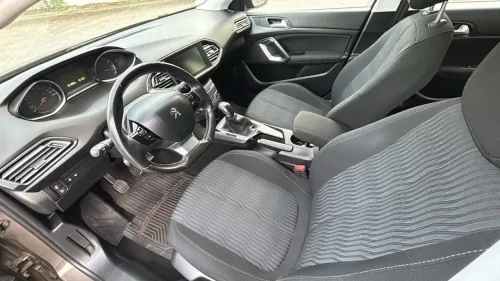 Peugeot 308 308 Active 1.2 PureTech 110