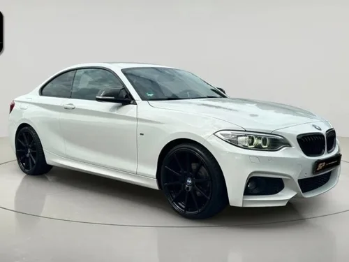 BMW Série 2 218I COUPÉ M SPORT * 136 CH * LED * GPS * JANTES 19" * SIÈGES CHAUFFANTS * 2E MAIN