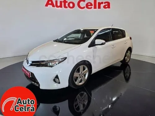 TOYOTA Auris 120D Active