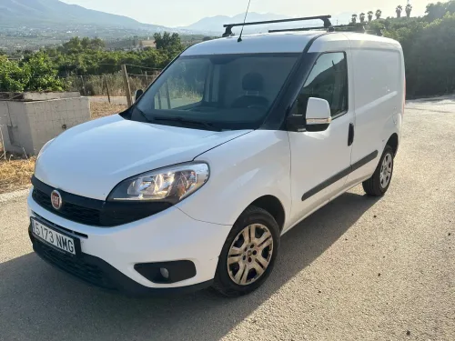 Fiat Doblo Dobló Cargo 1.3Mjt Base 55kW E5 Base