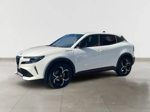 Alfa Romeo Junior 1.2 Speciale eDCT6