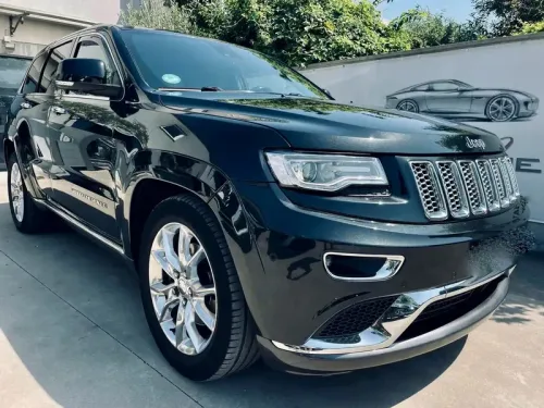 Jeep Grand Cherokee Overland Summit automatique 8 vitesses toutes options 19990E
