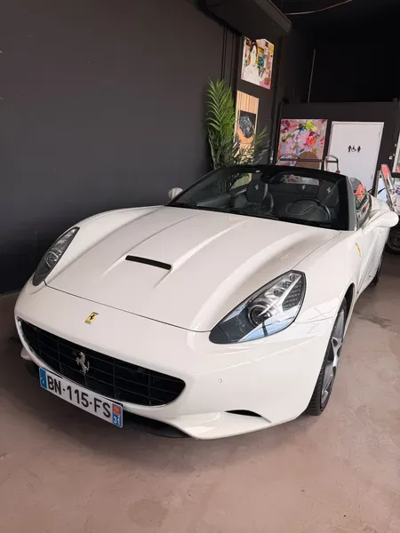 Ferrari California