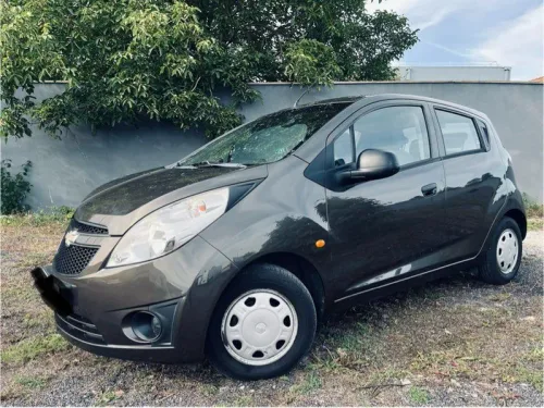 Chevrolet Spark 1.0 68ch essence 5 portes,carnet d’entretien,jante allu,double de clé,ordinateur de bord,vitre avant électrique,ect…