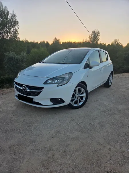Opel Corsa 1.4 color édition 5 portes révisée et garantie, comme neuve, moteur à chaîne