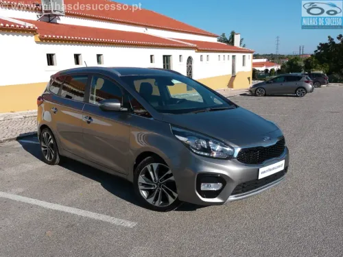 Kia Carens 1.7 CRDI ISG TX 7 Lug