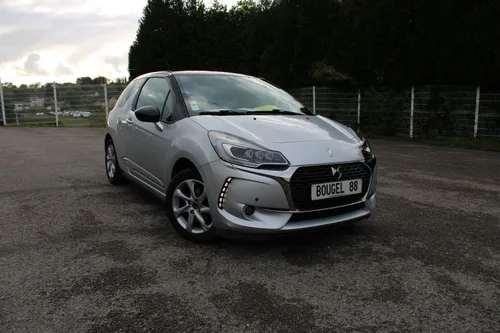 DS DS 3 SO CHIC 110 CV GPS 3D CAMÉRA MP3 JA 16 FULL LED USB RÉGULATEUR BOITE AUTO EAT-6 2018