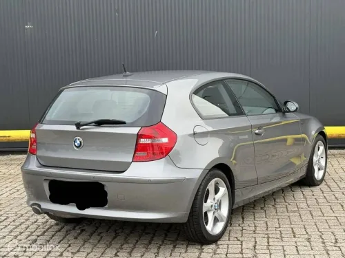 BMW 118 118d Confort