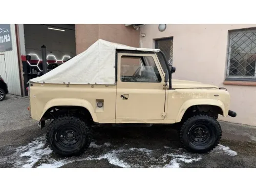 LAND ROVER DEFENDER Land 90 2.5 D Break baché 67cv