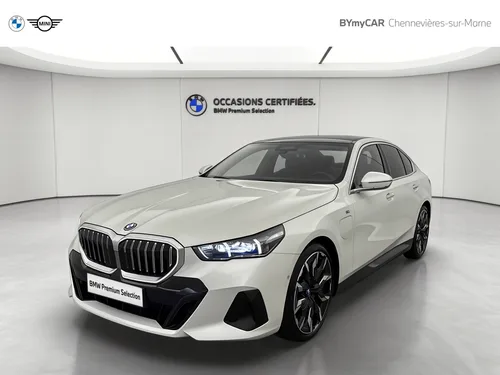 550e xDrive PHEV 489 ch BVA8