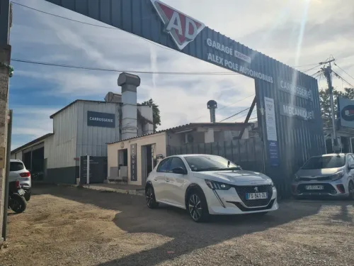 PEUGEOT 208 II 1.2i 100CV 45000KM
