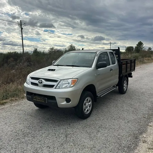 Toyota Hilux 2.5 D-4D 4WD CE